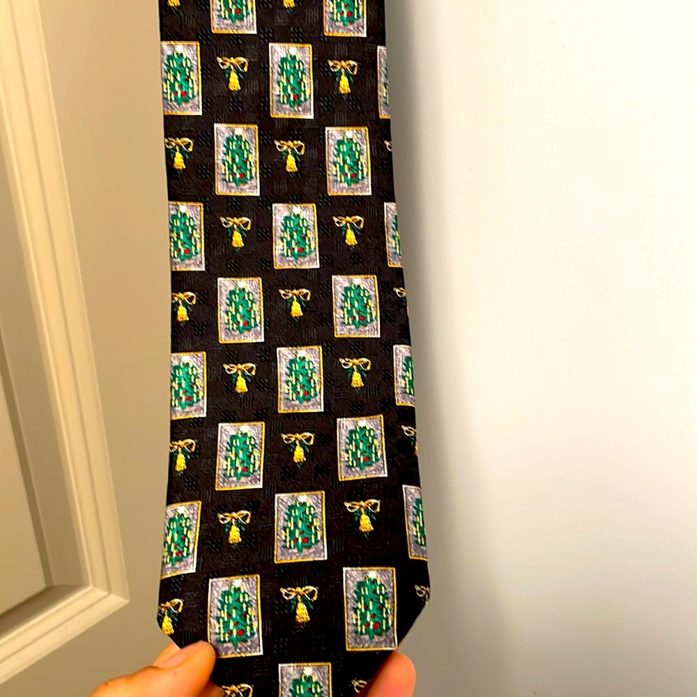 Cape Cod Neckwear, 100% Silk, Christmas Tree Tie